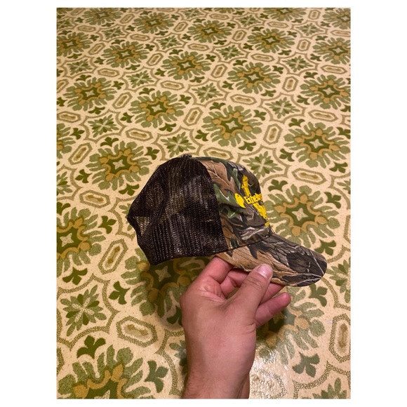 Realtree Trucker Hat - Picture 3 of 3